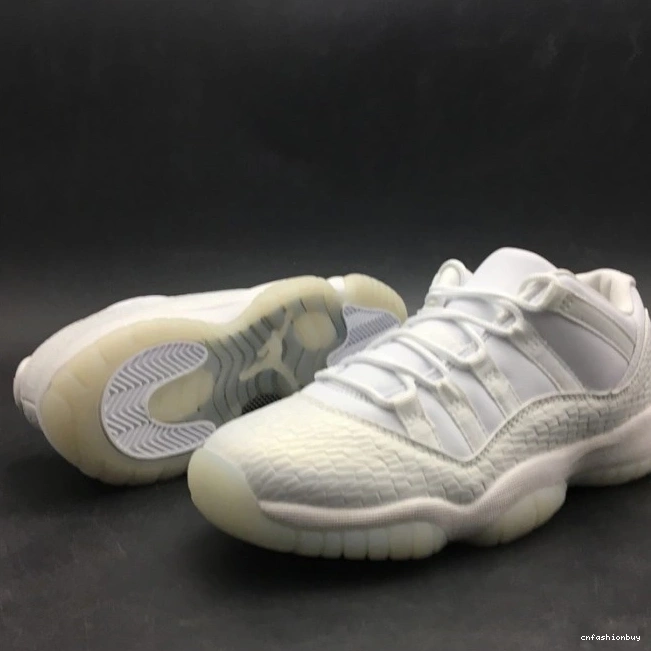 Frost Jordan Low Heiress White 11 Air 897331-100 0707